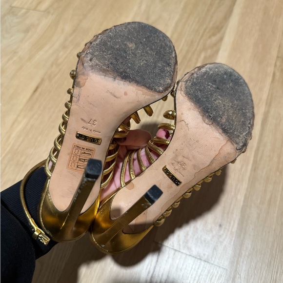 Gucci gold strappy heels sz 37 - Picture 4 of 5